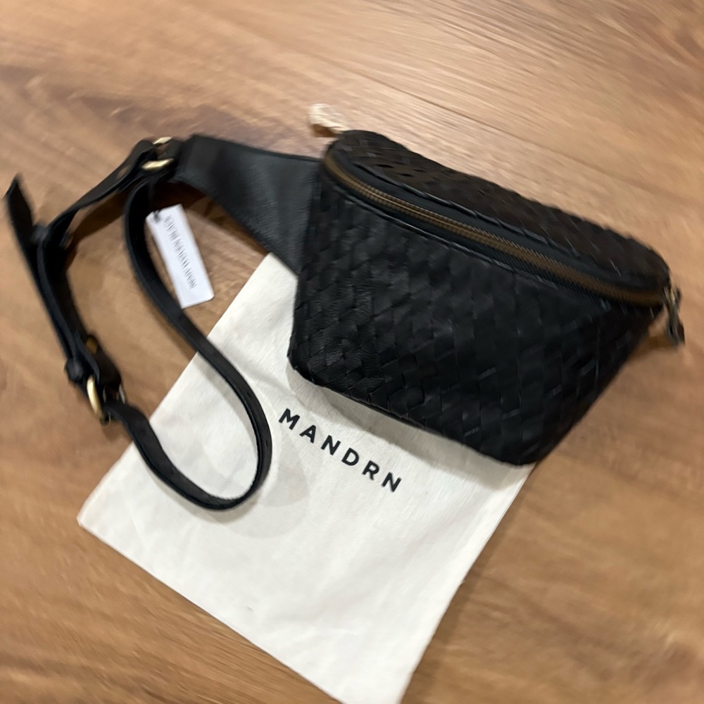 MANDRN Black Woven Leather Belt Bag